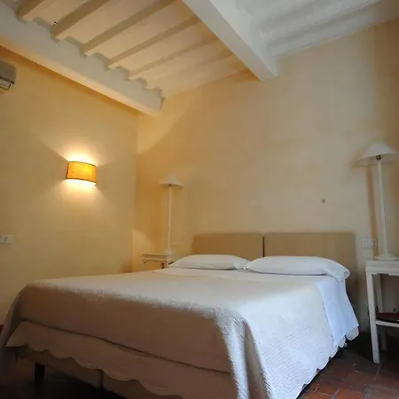 Le Gelosie Guest house Cortona